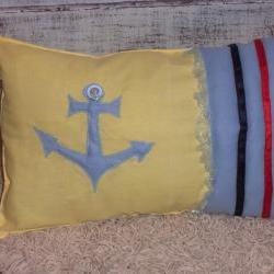 Decorative cover for pillows - 17 x 11